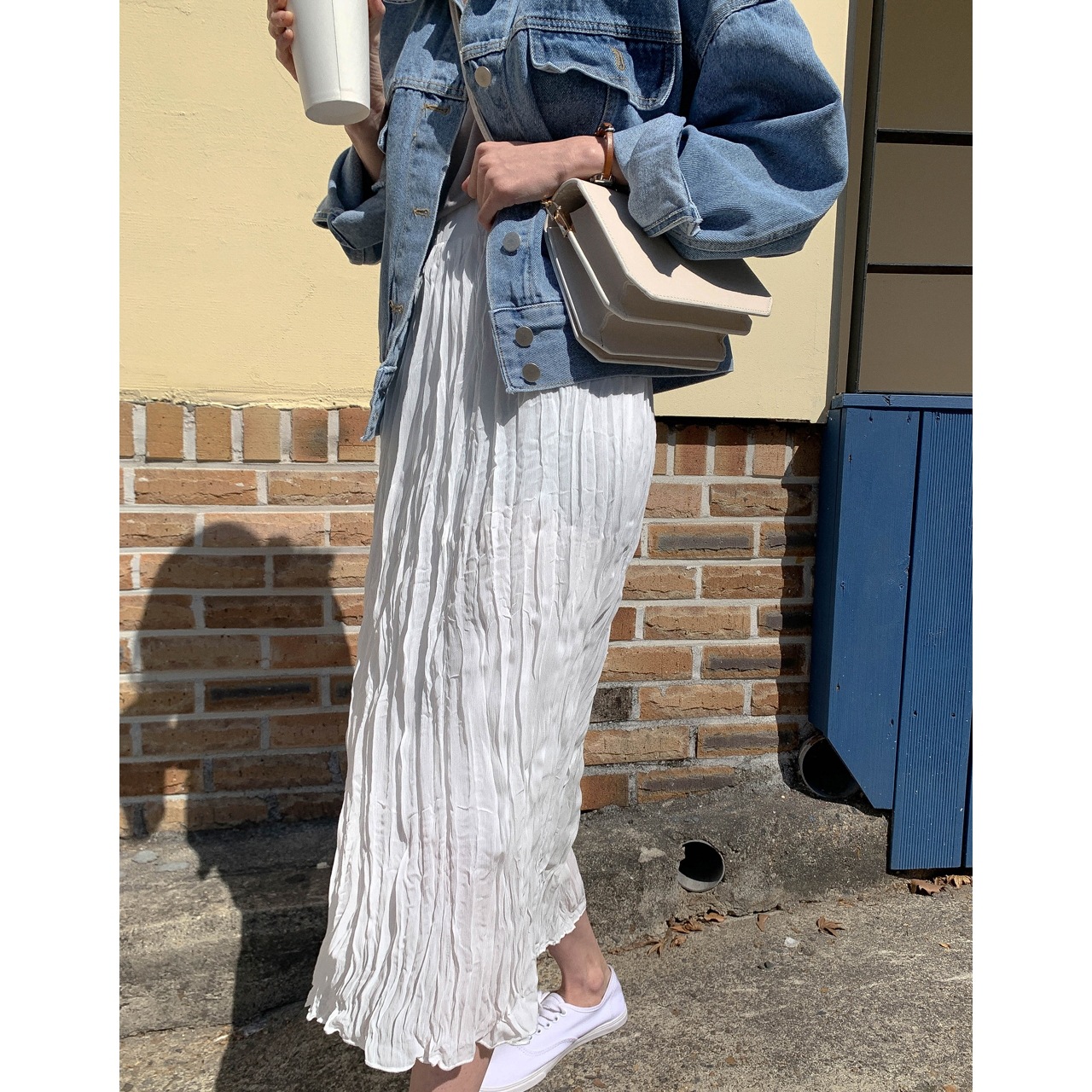 トップス アウター ジャケット レディース デニム デニムジャケット シングルブレスト 長袖 ポロ襟 外国風 襟あり 袖あり かわいい 大人可愛い きれいめ シンプル カジュアル 大人 上品 おしゃれ トップス アウター ジャケット レディース デニム デニムジャケット シングルブレスト 長袖 ポロ襟 外国風 襟あり 袖あり かわいい 大人可愛い きれいめ シンプル カジュアル 大人 上品 おしゃれ