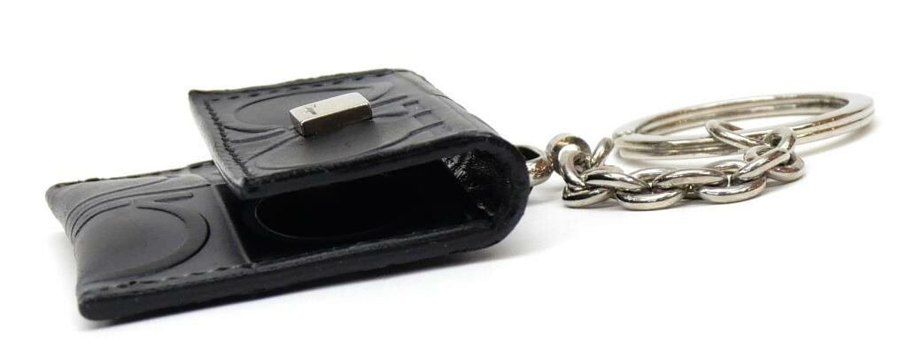 フェラガモ Ferragamo キーホルダー ガンチーニ 黒 レザー 【中古】(64567) フェラガモ Ferragamo キーホルダー ガンチーニ 黒 レザー 【中古】(64567)