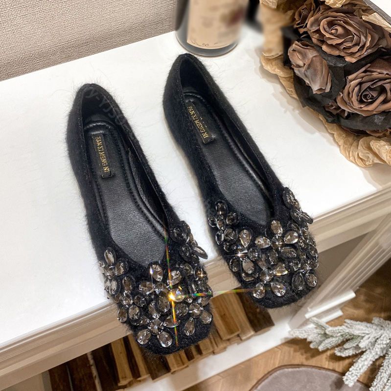 500円OFFクーポン ビジュー フラットパンプス フラットシューズ レディース キラキラ パンプス ぺたんこ 走れる 痛くない 春 靴 大きいサイズ パンプス スクエアトゥ 歩きやすい 長時間 疲れ 500円OFFクーポン ビジュー フラットパンプス フラットシューズ レディース キラキラ パンプス ぺたんこ 走れる 痛くない 春 靴 大きいサイズ パンプス スクエアトゥ 歩きやすい 長時間 疲れ