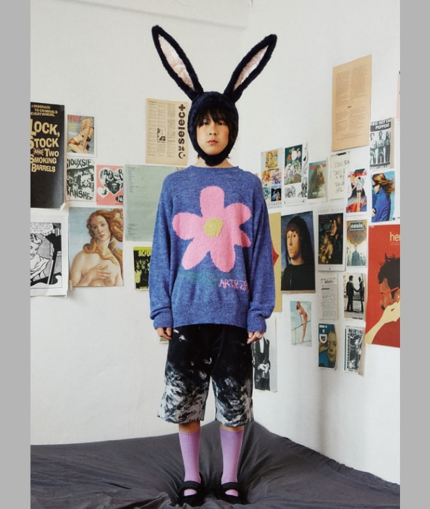 【THE MUSEUM VISITOR】 FLOWER JACQUARD SUMMER KNIT (BLUE) THE MUSEUM VISITOR】 FLOWER JACQUARD SUMMER KNIT : BLUE ニット