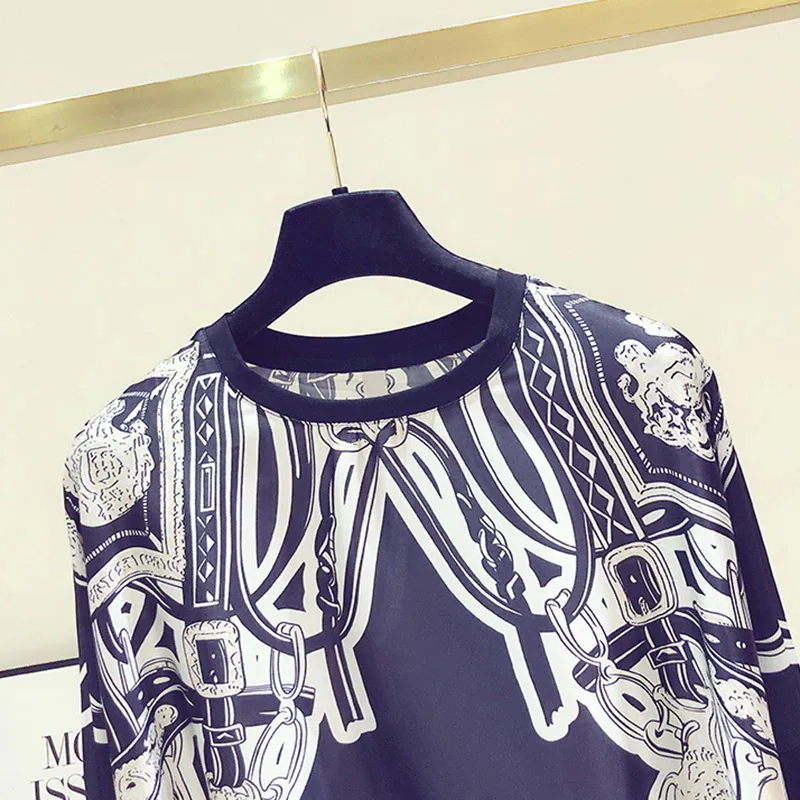 エレガンスプリントトップス レディース スカーフ柄 感 シルク風 ラグランスリーブ 袖部分カットソー生地 異素材切り替え スカーフプリント 高見え 格上げ シック 上品 クラシカル なめらか817 エレガンスプリントトップス レディース スカーフ柄 感 シルク風 ラグランスリーブ 袖部分カットソー生地 異素材切り替え スカーフプリント 高見え 格上げ シック 上品 クラシカル なめらか817