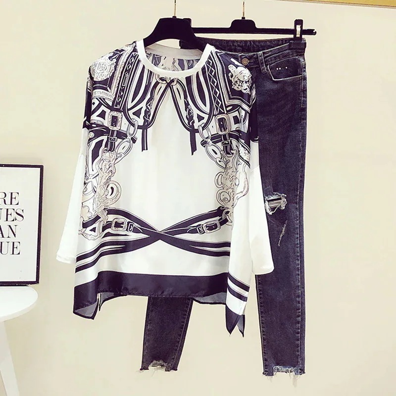 エレガンスプリントトップス レディース スカーフ柄 感 シルク風 ラグランスリーブ 袖部分カットソー生地 異素材切り替え スカーフプリント 高見え 格上げ シック 上品 クラシカル なめらか817 エレガンスプリントトップス レディース スカーフ柄 感 シルク風 ラグランスリーブ 袖部分カットソー生地 異素材切り替え スカーフプリント 高見え 格上げ シック 上品 クラシカル なめらか817