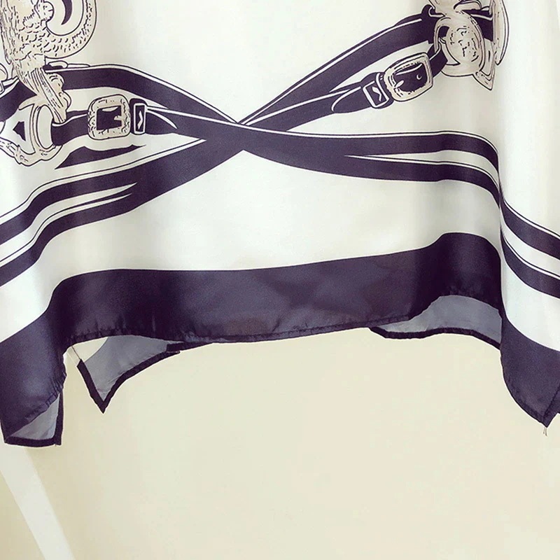 エレガンスプリントトップス レディース スカーフ柄 感 シルク風 ラグランスリーブ 袖部分カットソー生地 異素材切り替え スカーフプリント 高見え 格上げ シック 上品 クラシカル なめらか817 エレガンスプリントトップス レディース スカーフ柄 感 シルク風 ラグランスリーブ 袖部分カットソー生地 異素材切り替え スカーフプリント 高見え 格上げ シック 上品 クラシカル なめらか817