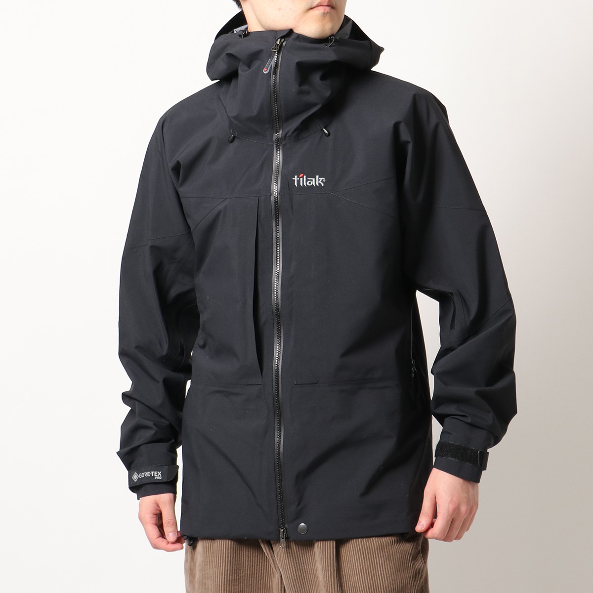 Tilak ティラック ジャケット Evolution Jacket エヴォリューション メンズ フーテッド ブルゾン ロゴ刺繍 GORE-TEX Pro 防水 Tilak ティラック ジャケット Evolution Jacket エヴォリューション メンズ フーテッド ブルゾン ロゴ刺繍 GORE-TEX Pro 防水