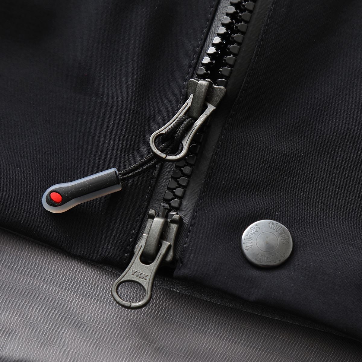 Tilak ティラック ジャケット Evolution Jacket エヴォリューション メンズ フーテッド ブルゾン ロゴ刺繍 GORE-TEX Pro 防水 Tilak ティラック ジャケット Evolution Jacket エヴォリューション メンズ フーテッド ブルゾン ロゴ刺繍 GORE-TEX Pro 防水