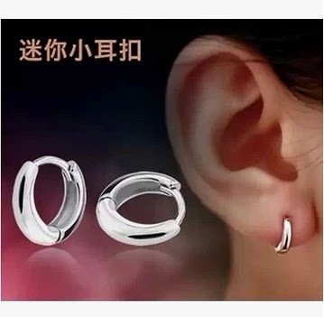 925スターリングシルバー耳バックル女性韓国のシルバーイヤリングイヤーフープイヤリングは簡単なスモーです 925スターリングシルバー耳バックル女性韓国のシルバーイヤリングイヤーフープイヤリングは簡単なスモーです