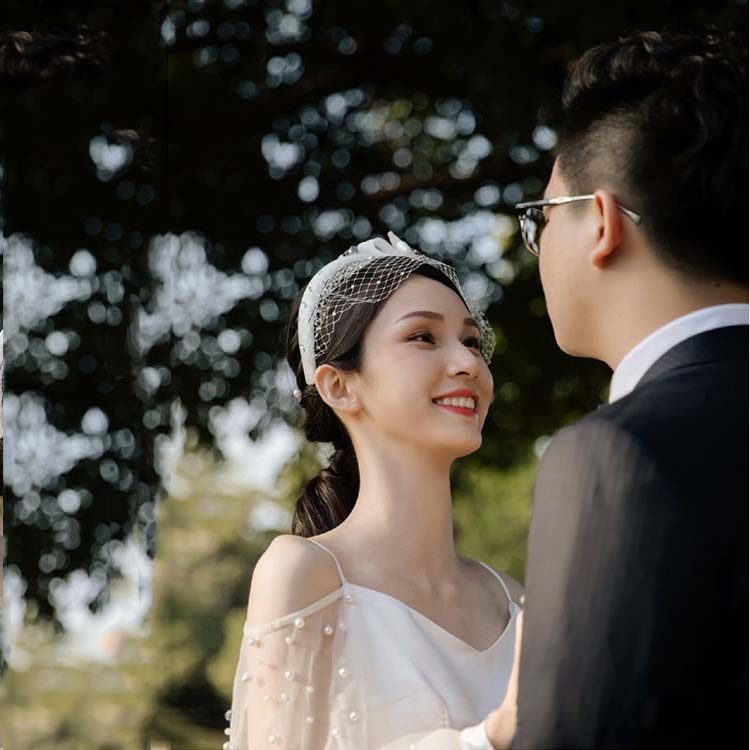 在庫あり 花嫁 ウエディングドレス 二次会ドレス 結婚式 格安 ウエディングドレス 披露宴 結婚式 イベント 演奏会 発表会 フォーマルドレス 白 オシャレ 高級感 海外挙式 ウエディングドレス