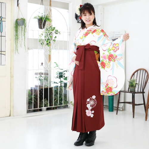 販売zu当店オリジナル 袴 セット 卒業式 女性 ブーツ付き16点フルセット 購入 卒業式袴セット 2尺袖着物&袴 白地に梅と桃ブーツ レトロ モダン 大学 販売 安い 販売zu当店オリジナル 袴 セット 卒業式 女性 ブーツ付き16点フルセット 購入 卒業式袴セット 2尺袖着物&袴 白地に梅と桃ブーツ レトロ モダン 大学 販売 安い