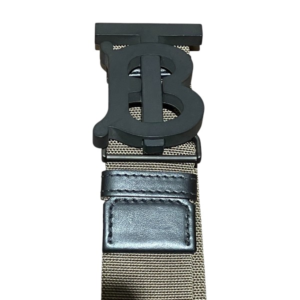 バーバリー ホースフェリー 8050806 ショルダーバッグ メッセンジャーバッグ 【中古】 バーバリー ホースフェリー 8050806 ショルダーバッグ メッセンジャーバッグ 【中古】