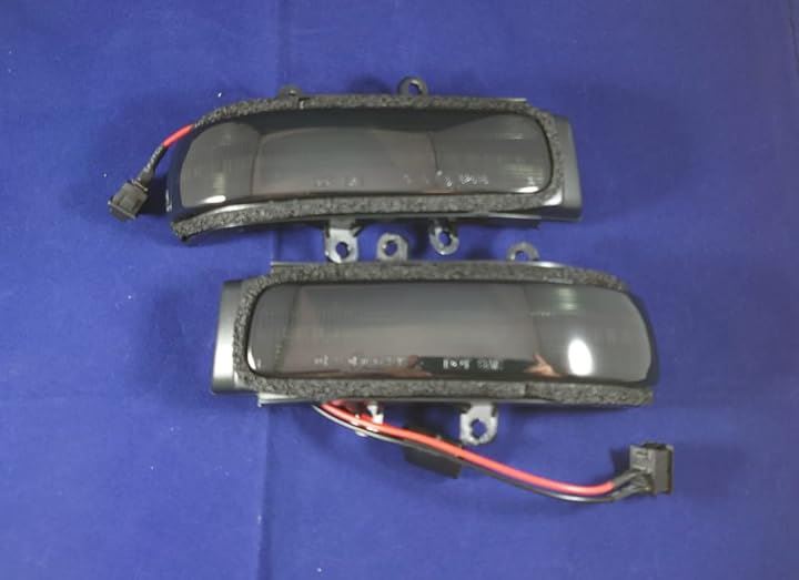 互換品 トヨタ シーケンシャルとノーマル点灯切り替えがSW付 スモークレンズ ドアミラー ウインカー アルファード/ヴェルファイア 20系 エスティマ 50系 70系(スモーク) 互換品 トヨタ シーケンシャルとノーマル点灯切り替えがSW付 スモークレンズ ドアミラー ウインカー アルファード/ヴェルファイア 20系 エスティマ 50系 70系(スモーク)