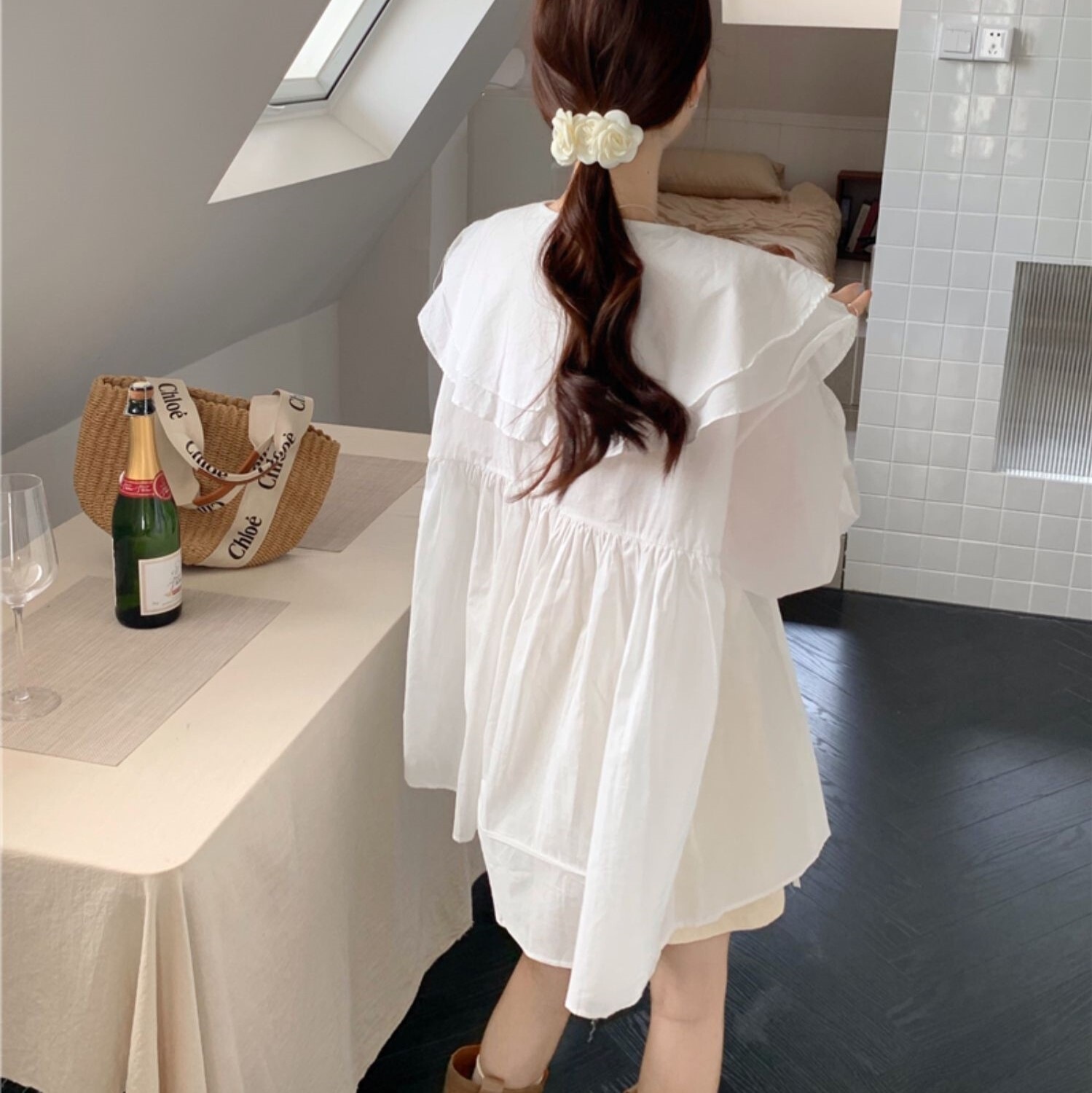 トップス レディース シャツ ブラウス S M L XL 韓国 長袖 ボリューム袖 Vネック フリル ミドル丈 透け感 かわいい 大人可愛い きれいめ シンプル カジュアル 大人 上品 おしゃれ ラフ トップス レディース シャツ ブラウス S M L XL 韓国 長袖 ボリューム袖 Vネック フリル ミドル丈 透け感 かわいい 大人可愛い きれいめ シンプル カジュアル 大人 上品 おしゃれ ラフ