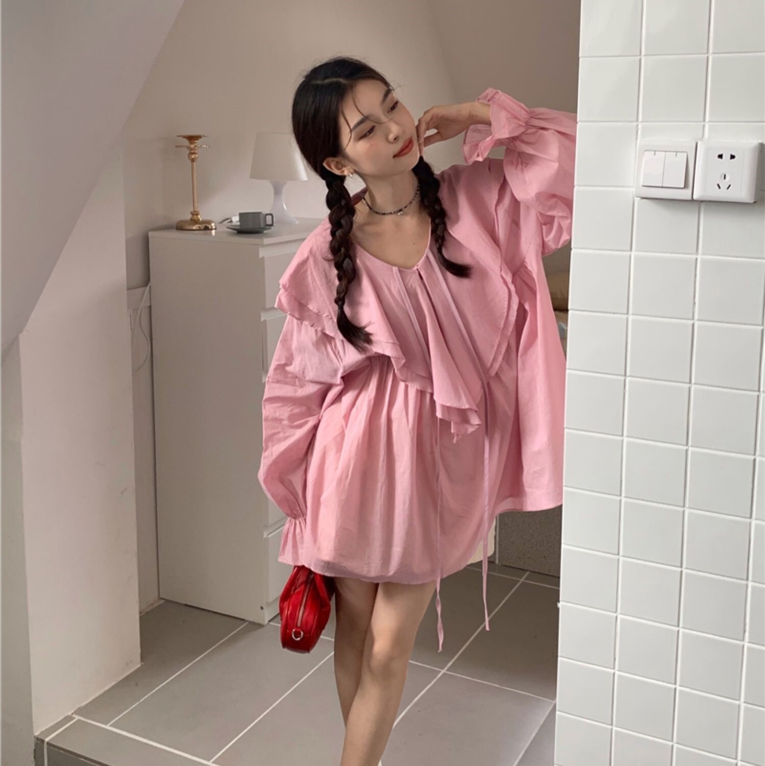 トップス レディース シャツ ブラウス S M L XL 韓国 長袖 ボリューム袖 Vネック フリル ミドル丈 透け感 かわいい 大人可愛い きれいめ シンプル カジュアル 大人 上品 おしゃれ ラフ トップス レディース シャツ ブラウス S M L XL 韓国 長袖 ボリューム袖 Vネック フリル ミドル丈 透け感 かわいい 大人可愛い きれいめ シンプル カジュアル 大人 上品 おしゃれ ラフ