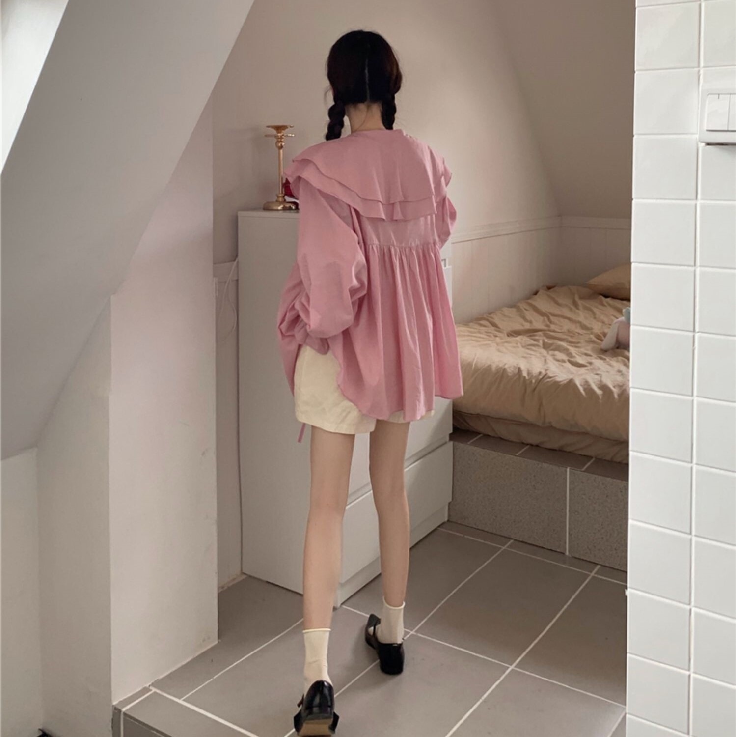 トップス レディース シャツ ブラウス S M L XL 韓国 長袖 ボリューム袖 Vネック フリル ミドル丈 透け感 かわいい 大人可愛い きれいめ シンプル カジュアル 大人 上品 おしゃれ ラフ トップス レディース シャツ ブラウス S M L XL 韓国 長袖 ボリューム袖 Vネック フリル ミドル丈 透け感 かわいい 大人可愛い きれいめ シンプル カジュアル 大人 上品 おしゃれ ラフ