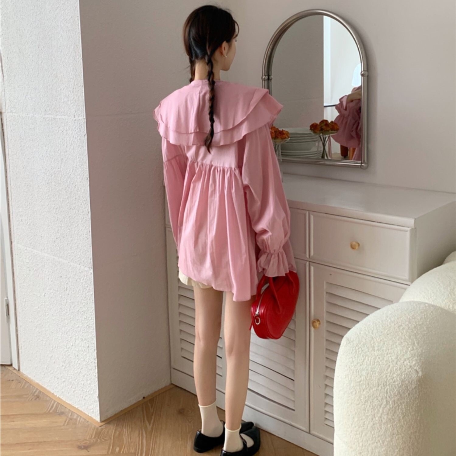 トップス レディース シャツ ブラウス S M L XL 韓国 長袖 ボリューム袖 Vネック フリル ミドル丈 透け感 かわいい 大人可愛い きれいめ シンプル カジュアル 大人 上品 おしゃれ ラフ トップス レディース シャツ ブラウス S M L XL 韓国 長袖 ボリューム袖 Vネック フリル ミドル丈 透け感 かわいい 大人可愛い きれいめ シンプル カジュアル 大人 上品 おしゃれ ラフ