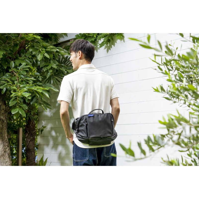 ワンスレッド　papakoso(パパコソ)パパ＆ママ140人と考えた理想のパパバッグ「だっこモデル＋SG」ブラック×オレンジ papakoso　PK-101-OR