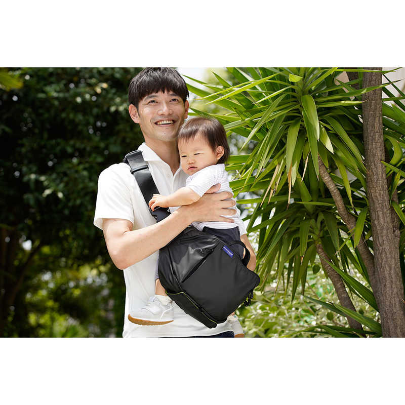 ワンスレッド　papakoso(パパコソ)パパ＆ママ140人と考えた理想のパパバッグ「だっこモデル＋SG」ブラック×オレンジ papakoso　PK-101-OR