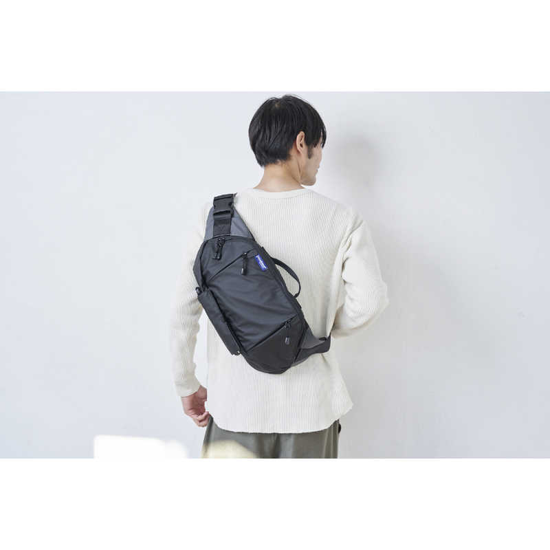 ワンスレッド　papakoso(パパコソ)パパ＆ママ140人と考えた理想のパパバッグ「だっこモデル＋SG」ブラック×オレンジ papakoso　PK-101-OR