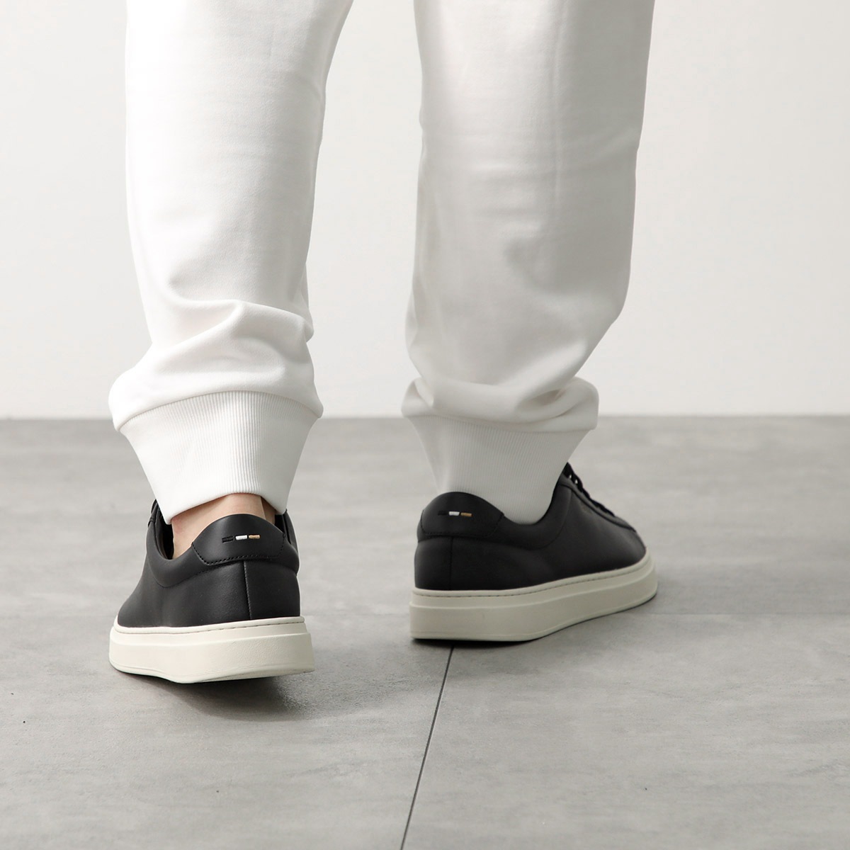 HUGO BOSS ヒューゴボス スニーカー 50536480 メンズ ローカット レザー ロゴ ラウンドトゥ シューズ 靴 カラー2色 HUGO BOSS ヒューゴボス スニーカー 50536480 メンズ ローカット レザー ロゴ ラウンドトゥ シューズ 靴 カラー2色