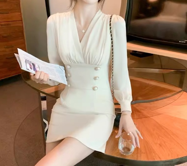 フェイクツーピース レディース ワンピース ニットワンピ ミニ ショート 長袖 Vネック タイト スリム 細身 ウエストマーク ハイウエスト ボタン かわいい 大人可愛い きれいめ カジュアル 上品