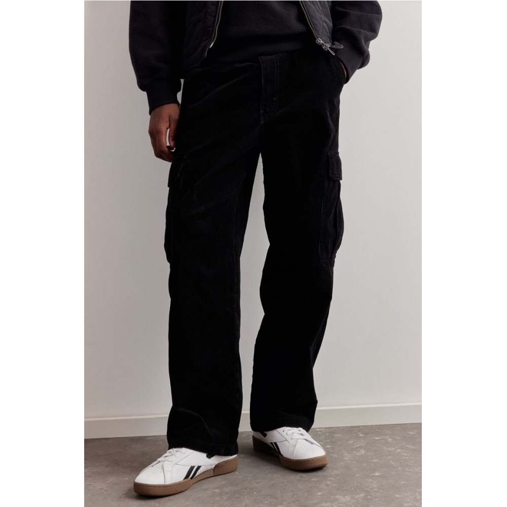 H&M コーデュロイカーゴパンツルーズフィットブラック H&M コーデュロイカーゴパンツルーズフィットブラック