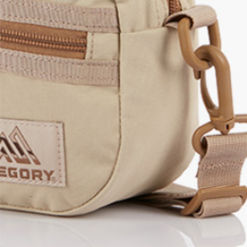 (Gregory) グレゴリーポッシブルポケットポーチ-デザートサンド (Gregory) グレゴリーポッシブルポケットポーチ-デザートサンド