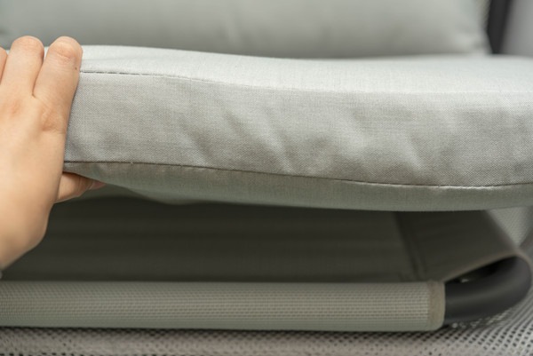 ルーフフォールディングチェア スチール アウトドアチェア 椅子 折りたたみ式 ルーフ付き 日除 RKC-539 グレー キャンプ リゾート メッシュ ルーフフォールディングチェア スチール アウトドアチェア 椅子 折りたたみ式 ルーフ付き 日除 RKC-539 グレー キャンプ リゾート メッシュ