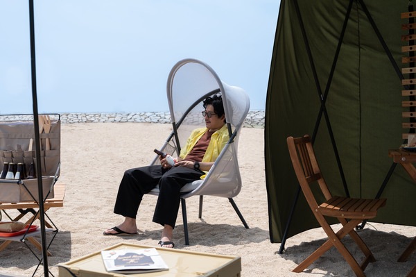 ルーフフォールディングチェア スチール アウトドアチェア 椅子 折りたたみ式 ルーフ付き 日除 RKC-539 グレー キャンプ リゾート メッシュ ルーフフォールディングチェア スチール アウトドアチェア 椅子 折りたたみ式 ルーフ付き 日除 RKC-539 グレー キャンプ リゾート メッシュ