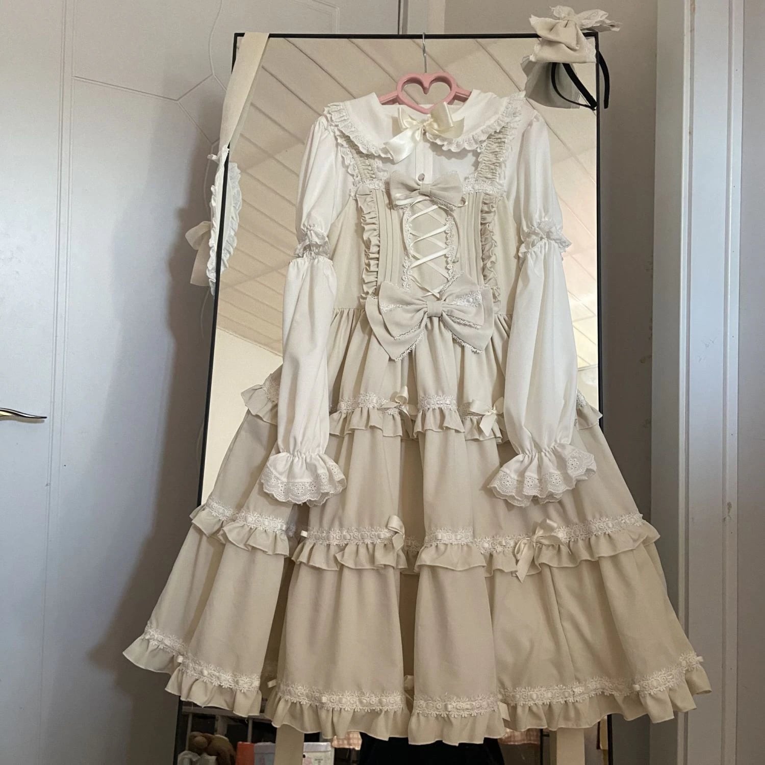 スイートクリームLoliitaスカート夏 洋風 少女ロリータワンピース日常可愛いメイド服 JSKワンピース スイートクリームLoliitaスカート夏 洋風 少女ロリータワンピース日常可愛いメイド服 JSKワンピース