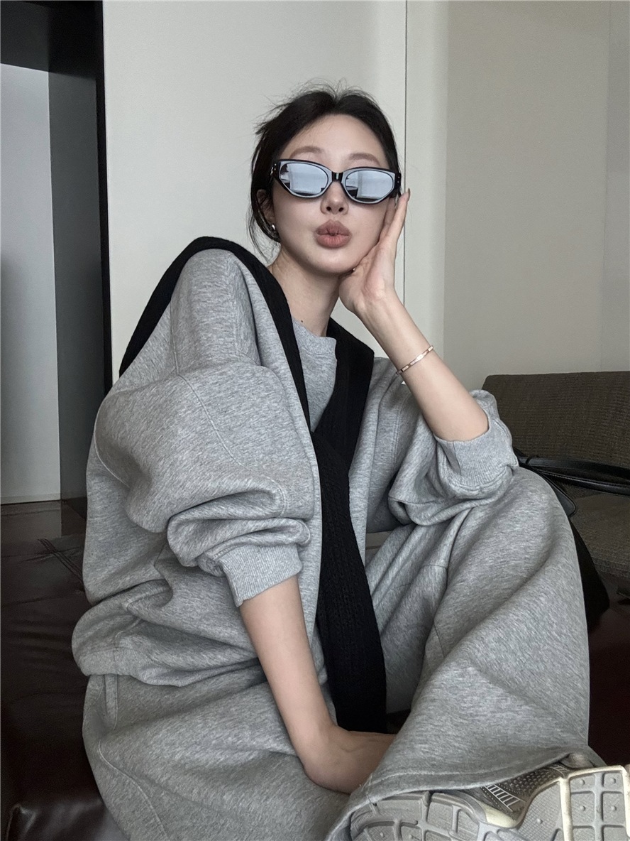 2025 秋冬 韓国 かわいい レディース 無地 普段使い長袖トップスレトロセットアップ黑白パーカー上下サイズ丈春カジュアルスポーツファッション系通学学生袖お出かけアップシルエットトラック羽織りグレー 2025 秋冬 韓国 かわいい レディース 無地 普段使い長袖トップスレトロセットアップ黑白パーカー上下サイズ丈春カジュアルスポーツファッション系通学学生袖お出かけアップシルエットトラック羽織りグレー