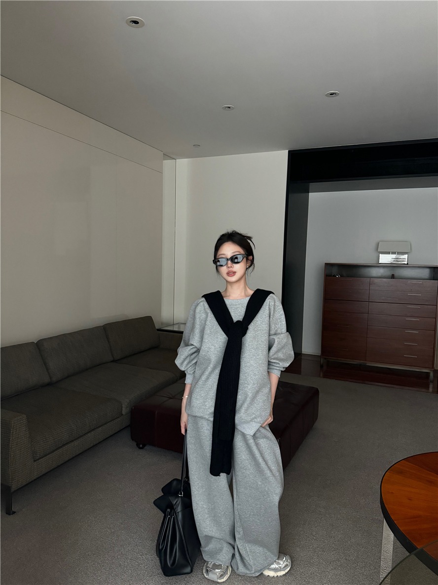 2025 秋冬 韓国 かわいい レディース 無地 普段使い長袖トップスレトロセットアップ黑白パーカー上下サイズ丈春カジュアルスポーツファッション系通学学生袖お出かけアップシルエットトラック羽織りグレー 2025 秋冬 韓国 かわいい レディース 無地 普段使い長袖トップスレトロセットアップ黑白パーカー上下サイズ丈春カジュアルスポーツファッション系通学学生袖お出かけアップシルエットトラック羽織りグレー