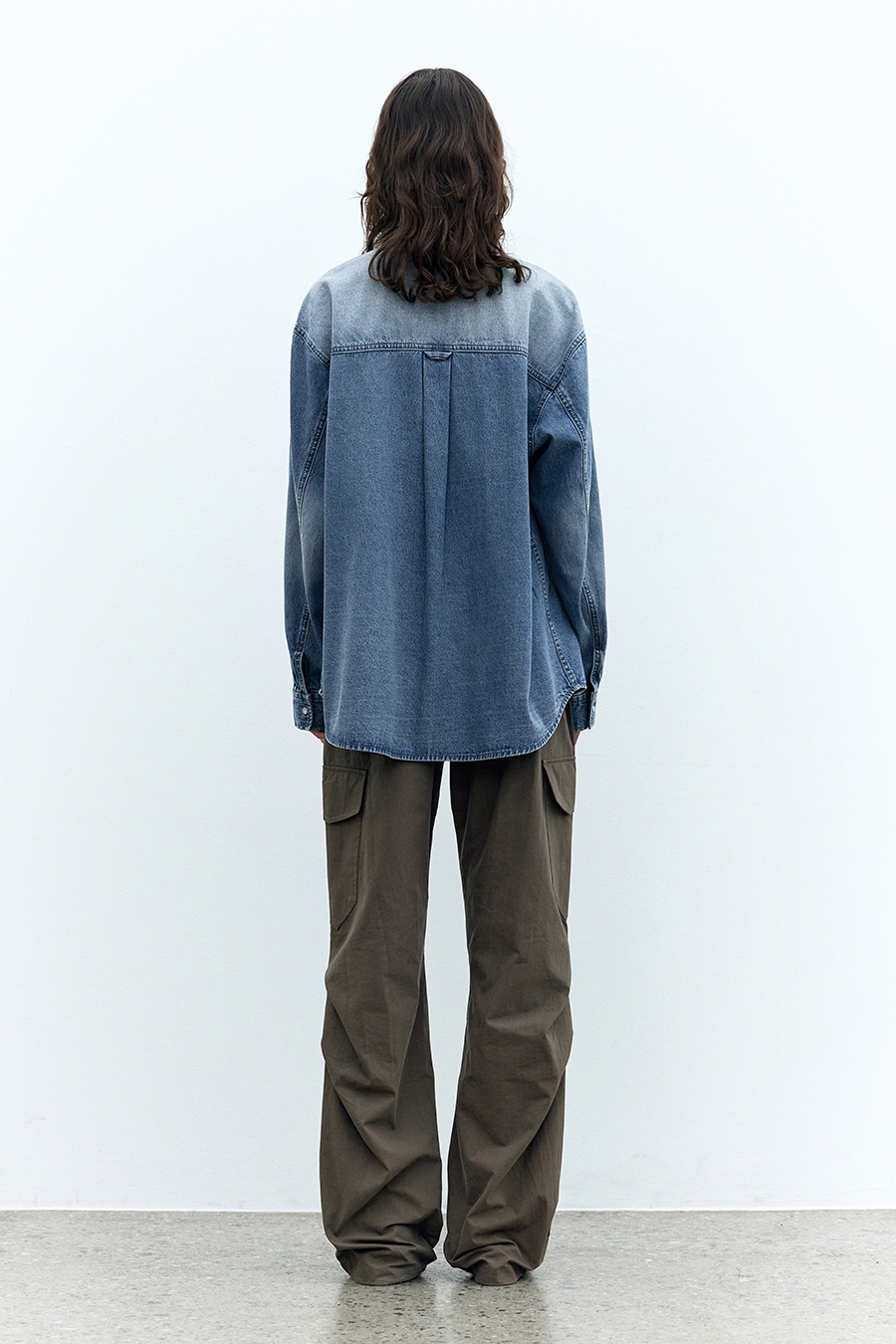 【INSILENCE】 WASHED OVERFIT DENIM SHIRT JACKET : BLUE 【INSILENCE】 WASHED OVERFIT DENIM SHIRT JACKET : BLUE