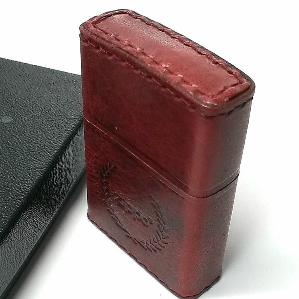 ZIPPO 革巻き ジッポ ライター ダメージ加工 レッド 赤 牛本皮 ユーズド仕上げ zippoロゴ ハンドメイド かっこいい おしゃれ ギフト 女性 ZIPPO 革巻き ジッポ ライター ダメージ加工 レッド 赤 牛本皮 ユーズド仕上げ zippoロゴ ハンドメイド かっこいい おしゃれ ギフト 女性