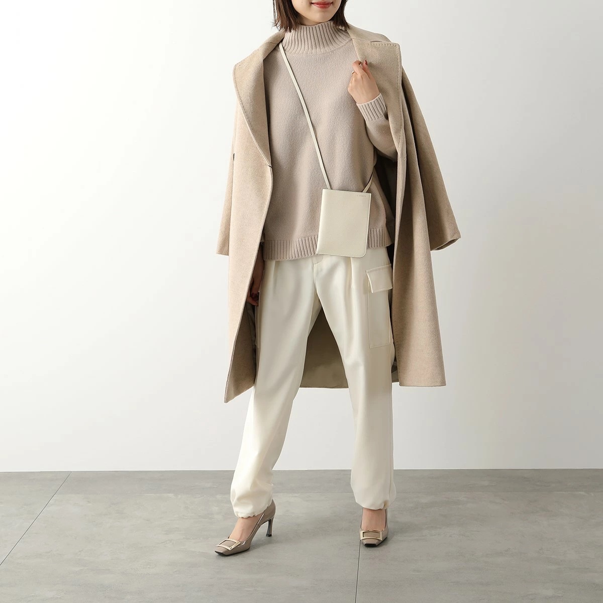 Valextra ヴァレクストラ ショルダーバッグ SGSF0004028LOCPL99 V3F04 0280 メンズ ソフト ドキュメントホルダー ガジェット 【mega】 Valextra ヴァレクストラ ショルダーバッグ SGSF0004028LOCPL99 V3F04 0280 メンズ ソフト ドキュメントホルダー ガジェット 【mega】