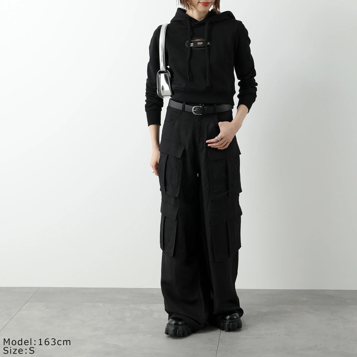 DIESEL ディーゼル フーディ F-SLIMMY-HOOD-OD A15714 0GRAC レディース スウェット パーカー オーバルD ロゴ カラー2色 DIESEL ディーゼル フーディ F-SLIMMY-HOOD-OD A15714 0GRAC レディース スウェット パーカー オーバルD ロゴ カラー2色