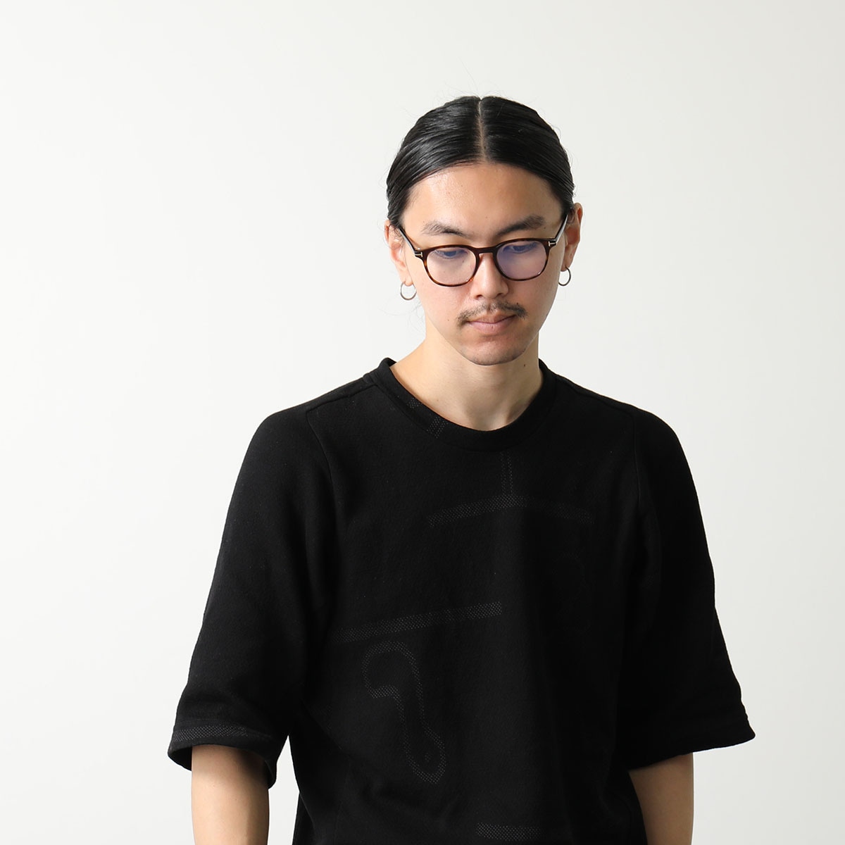 TOM FORD トムフォード メガネ TF5832-B FT5832-B メンズ ウェリントン型 眼鏡 めがね 伊達メガネ ロゴ Tロゴ セルフレーム ブルーライトカットレンズ TOM FORD トムフォード メガネ TF5832-B FT5832-B メンズ ウェリントン型 眼鏡 めがね 伊達メガネ ロゴ Tロゴ セルフレーム ブルーライトカットレンズ