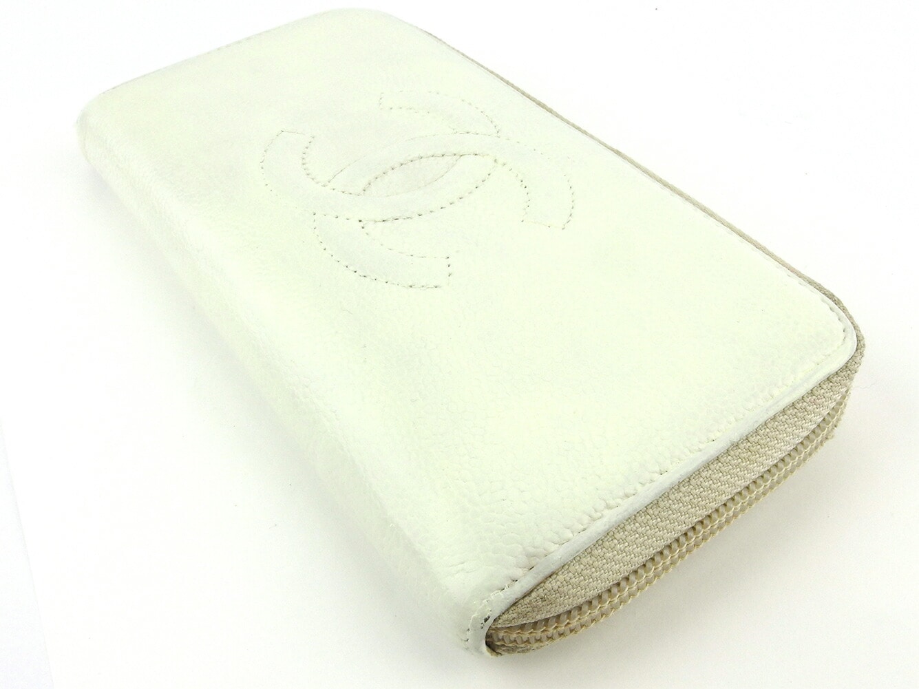 長財布 ラウンドファスナー 財布 ココマーク レディース オールドシャネル ホワイト 白 シルバー 中古 長財布 ラウンドファスナー 財布 ココマーク レディース オールドシャネル ホワイト 白 シルバー 中古