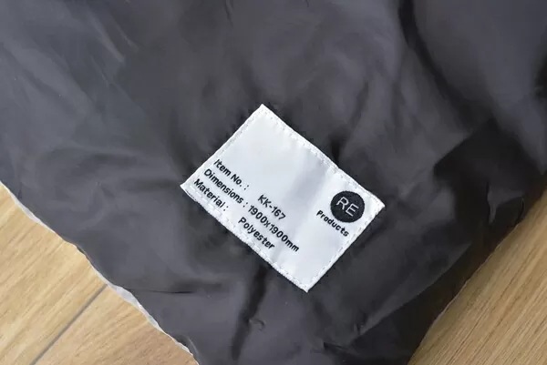 東谷 コタツ布団 正方形 W190D190 リバーシブル グリーン(表)ベージュ(裏) / ブラック(表)グレー(裏) 東谷 コタツ布団 正方形 W190D190 リバーシブル グリーン(表)ベージュ(裏) / ブラック(表)グレー(裏)