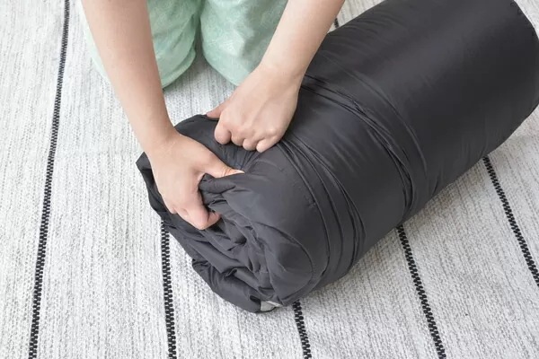 東谷 コタツ布団 正方形 W190D190 リバーシブル グリーン(表)ベージュ(裏) / ブラック(表)グレー(裏) 東谷 コタツ布団 正方形 W190D190 リバーシブル グリーン(表)ベージュ(裏) / ブラック(表)グレー(裏)