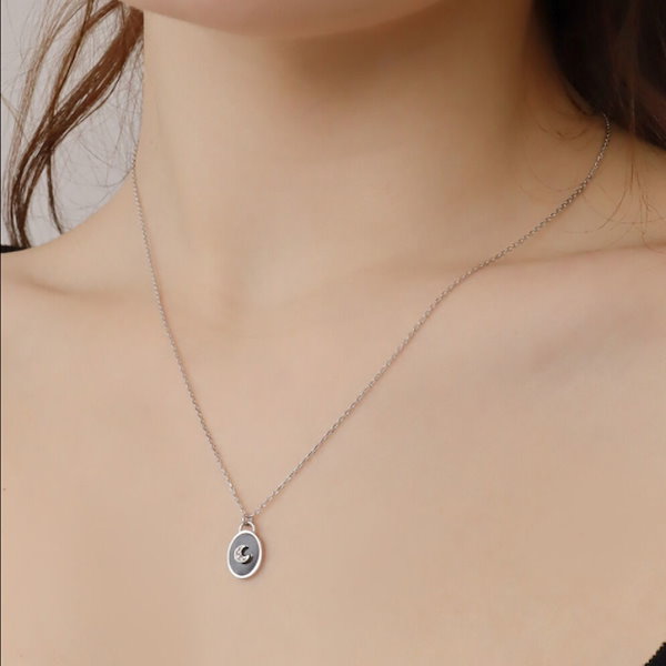 Qoo10] エンブロックス noir luna necklace_b