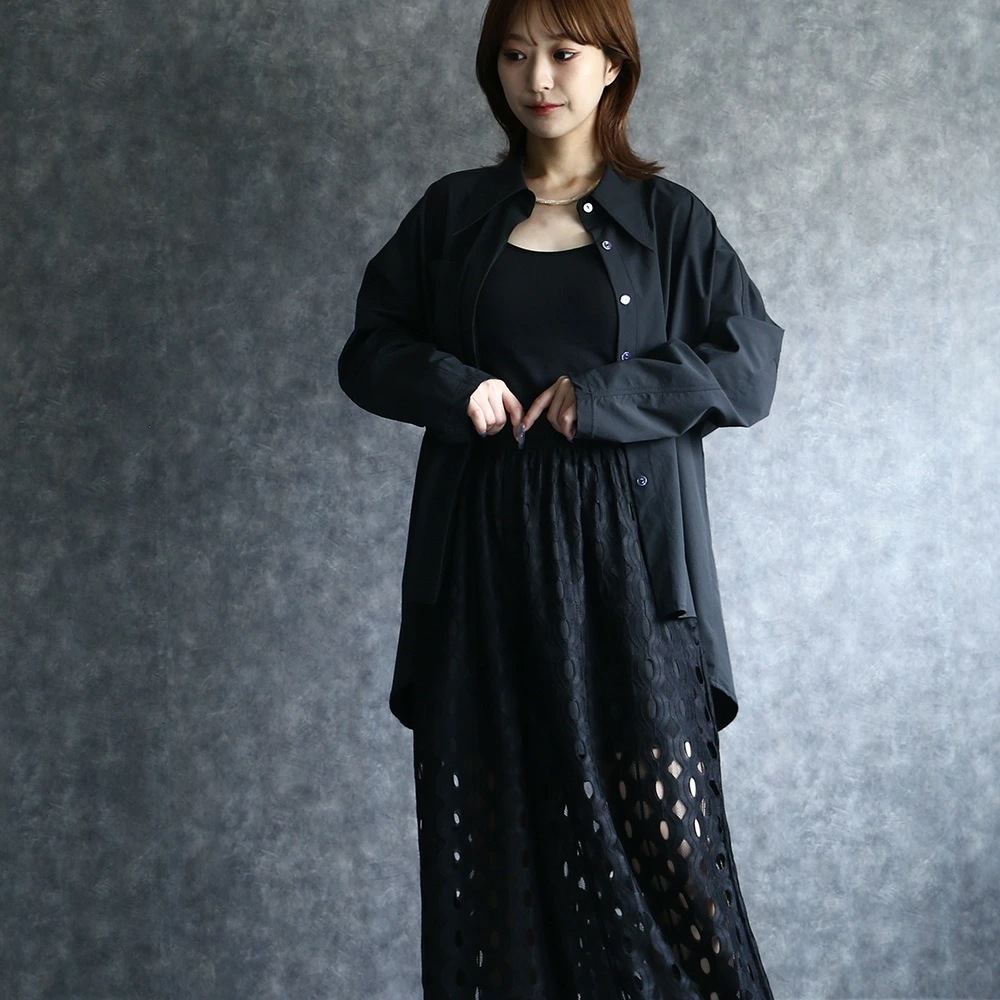 トップス シャツ 前後差 チュニック丈 比翼仕立て シャツ 長袖 シンプル 前開き 無地 レディース ブラック 体型カバー ゆったり 送料無料 トップス シャツ 前後差 チュニック丈 比翼仕立て シャツ 長袖 シンプル 前開き 無地 レディース ブラック 体型カバー ゆったり 送料無料