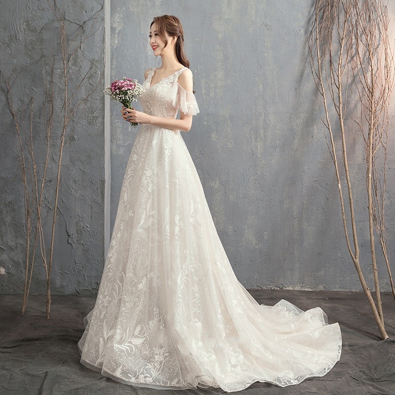 ウェディングドレス 白 花嫁 結婚式 ドレス Aラインドレス 安い 花嫁 挙式 二次会 ブライダル 結婚式 レディース ロングドレス 袖あり白 レース プリンセスライン 撮影 編み上げ式