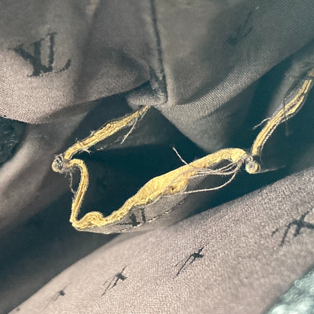 ショルダーバッグ M95247 カバウィスラー ハンドバッグ カバン 肩掛け 縦型 ハラコ ブラック