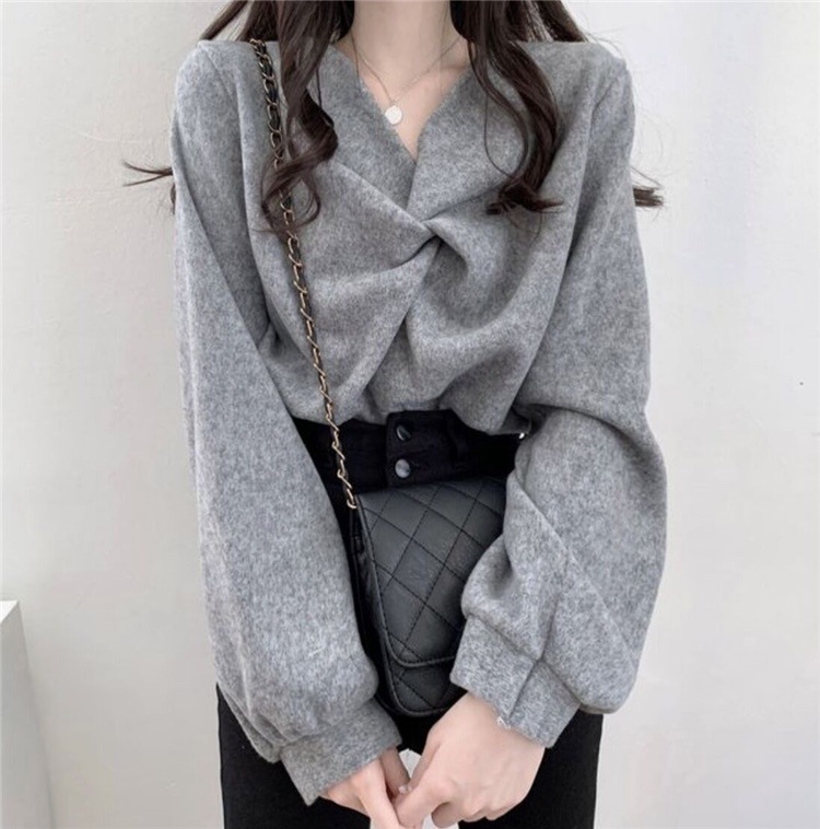 トップス カットソー 袖あり 長袖 ボリューム袖 萌袖 Vネック プリーツ かわいい 大人可愛い きれいめ シンプル 大人 上品 おしゃれ 大人女子 こなれ感 ラブリー キュート ガーリー エレガント トップス カットソー 袖あり 長袖 ボリューム袖 萌袖 Vネック プリーツ かわいい 大人可愛い きれいめ シンプル 大人 上品 おしゃれ 大人女子 こなれ感 ラブリー キュート ガーリー エレガント