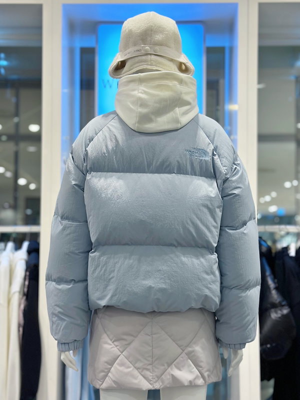Qoo10] ザノースフェイス TNF 関税なし W NEO PUFFY