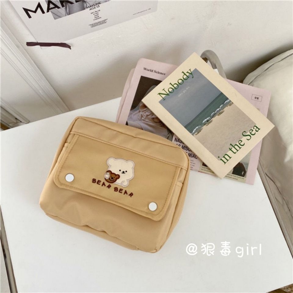 Qoo10] 【1枚購入で20% OFF】化粧ポーチ