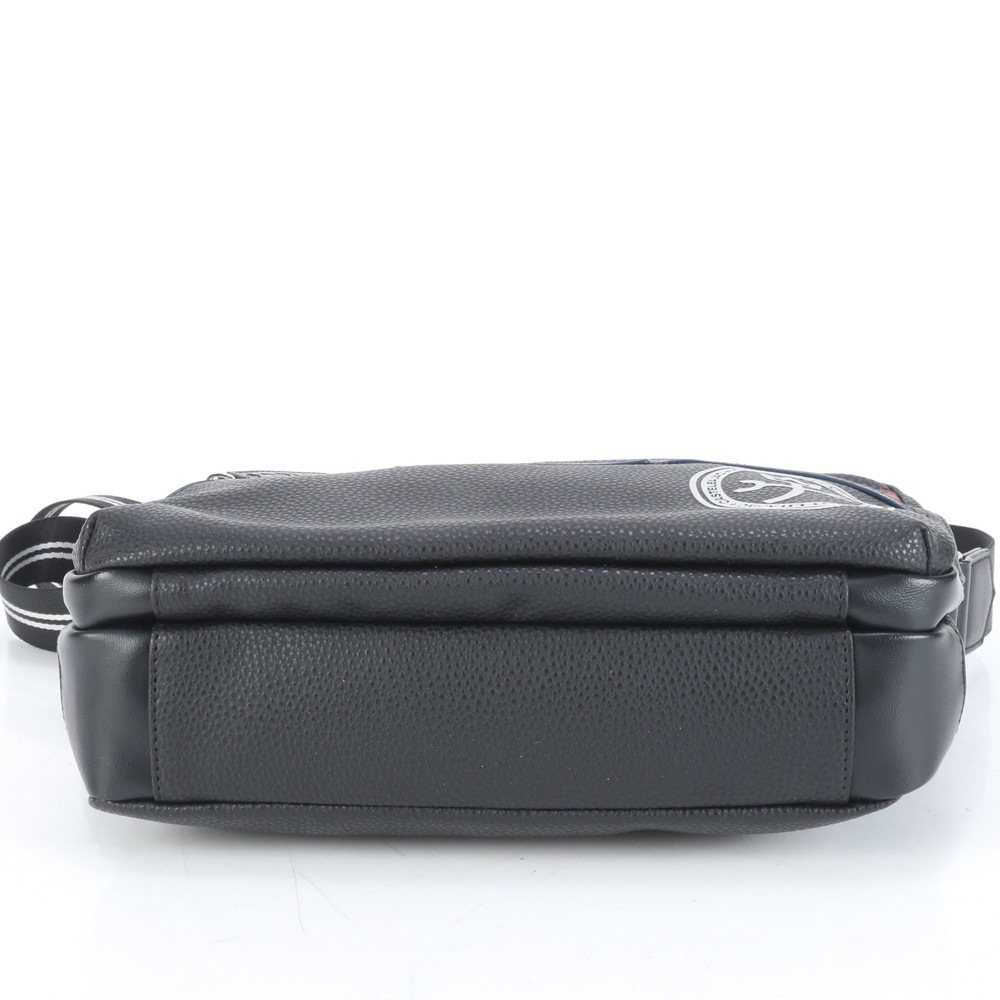 極美品 ヨット レザー ショルダーバッグ 斜め掛け メッセンジャー ビジネス 通勤 トート メンズ EUE CQ11-3 中古 極美品 ヨット レザー ショルダーバッグ 斜め掛け メッセンジャー ビジネス 通勤 トート メンズ EUE CQ11-3 中古