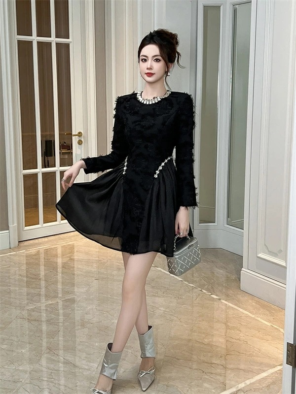 ビジュー付き ワンピスドレス ミニ丈 膝上丈 フレアワンピース レース フォーマルドレス パーティードレス ナイトドレス 姫系 長袖 セクシー上品 大人 きれいめ スナック パーティー 結婚式 ドレス ビジュー付き ワンピスドレス ミニ丈 膝上丈 フレアワンピース レース フォーマルドレス パーティードレス ナイトドレス 姫系 長袖 セクシー上品 大人 きれいめ スナック パーティー 結婚式 ドレス