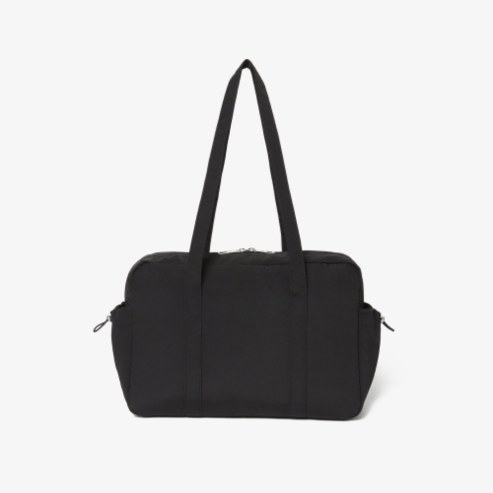 FILA デイリーナイロンショルダーバッグ (FS3BCH2370XBLK) FILA デイリーナイロンショルダーバッグ (FS3BCH2370XBLK)