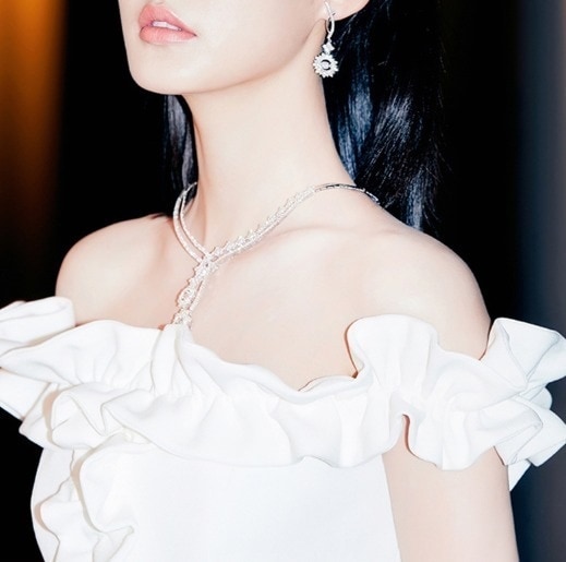 パーティードレス オフショルダー フリル スリット タイトミモレ丈 ロング 無地 エレガント フェミニン パーティー 結婚式 二次会 お呼ばれ ワンピース フォーマル 2018年新作 婚活パーティー