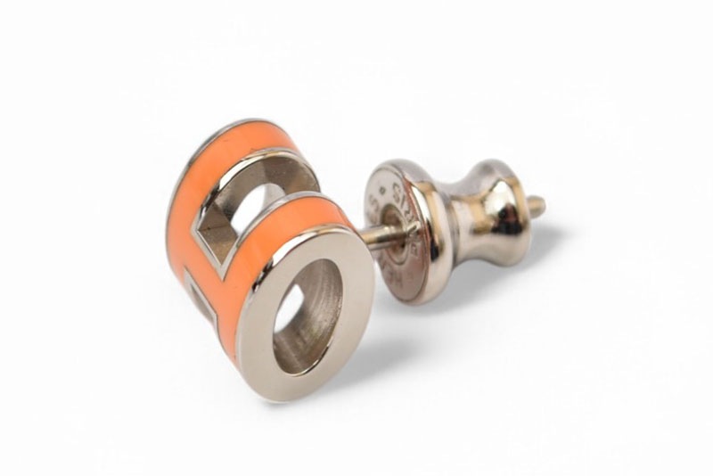 ピアス ポップアッシュピアス Hモチーフ オレンジ/シルバー 両耳【中古】 ピアス ポップアッシュピアス Hモチーフ オレンジ/シルバー 両耳【中古】